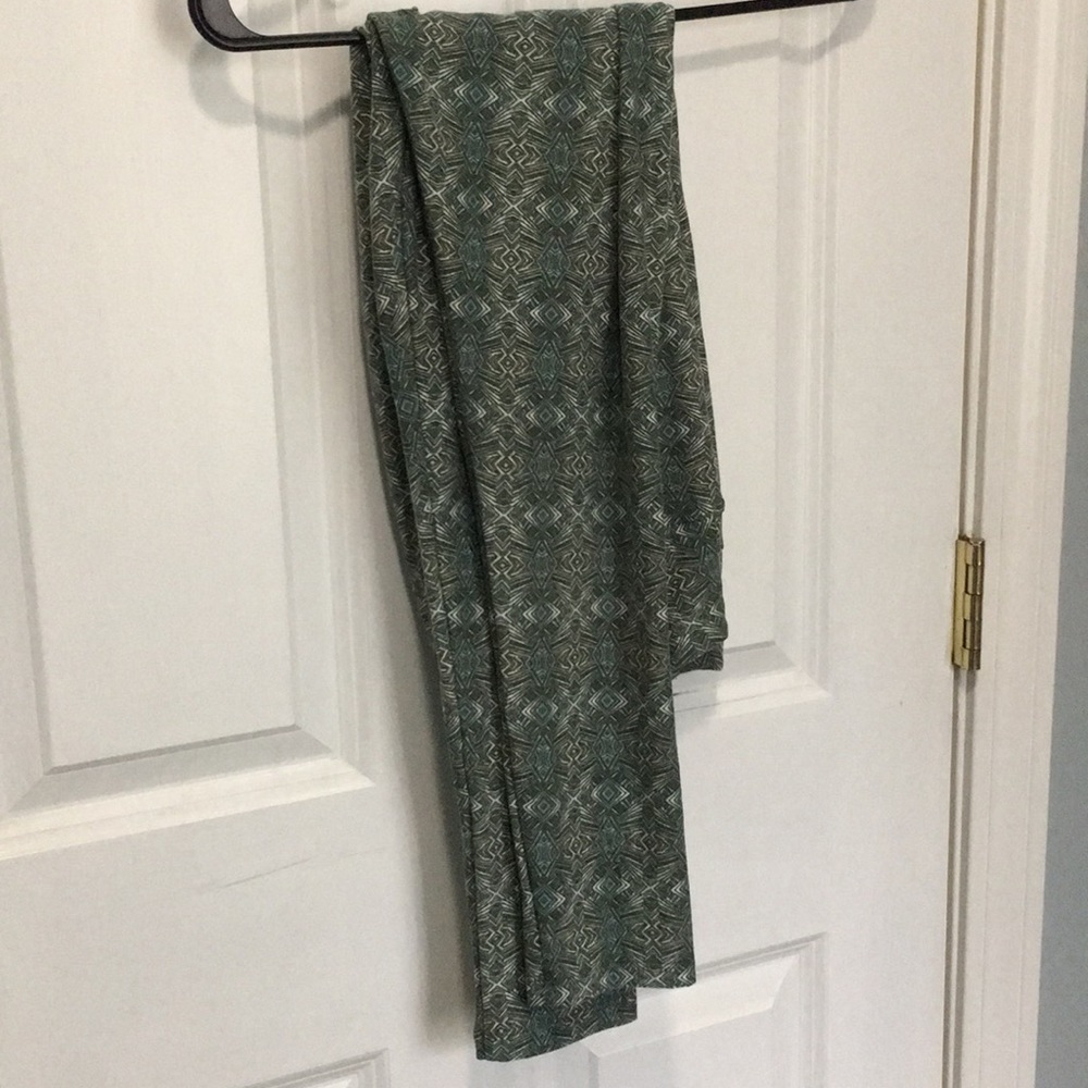 Tall & Curvy Lularoe Leggings